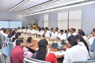 మోదీ సభ ఏర్పాట్లపై మంత్రుల సమీక్ష