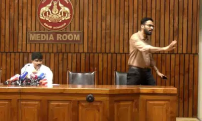 'കെഎം ബഷീറിന്റെ കൊലയാളിയെ വാര്ത്താസമ്മേളനത്തില് ഇരുത്തരുത് '; ശ്രീറാം വെങ്കിട്ടരാമനെതിരെ മാധ്യമപ്രവര്ത്തകരുടെ പ്രതിഷേധം; ഇറങ്ങിപ്പോയി