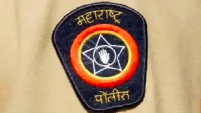 कोपरगावमध्ये अवैध कत्तलखान्यांवर बुलडोझर कारवाई; पोलीस आणि पालिका प्रशासनाची संयुक्तपणे कारवाई