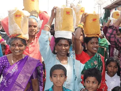 Sammakka Saralamma: మేడారం జాతరలో బెల్లం సంప్రదాయం వెనుక అర్థం ఇదే!