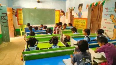 Maganoor Mandal | క్యాజువల్ లీవ్లో ఏకోపాధ్యాయుడు.. పాఠశాల నిర్వహణ గాలికేనా మరి..?