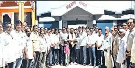 शेतकरी एकजुटीचा परिणाम; नागरगावात उसाला ४३०० रुपयांचा दर जाहीर