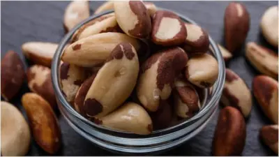 Brazil Nuts for Thyroid Health : థైరాయిడ్ ఉన్నవాళ్లు బ్రెజిల్ నట్స్ ఎందుకు తినాలి? రోజుకి ఎంత తింటే మంచిది?