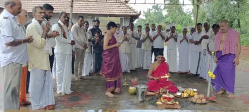ಸರಪಾಡಿ ದೇವಳ ಮೇಲ್ಛಾವಣಿಗೆ ಶಿಲಾನ್ಯಾಸ