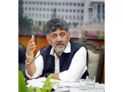 'വന്ദേമാതരം' മുഴുവന് വേണ്ട, രണ്ട് ഖണ്ഡിക മതി; ഉത്തരവിറക്കി കര്ണാടക സര്ക്കാര്