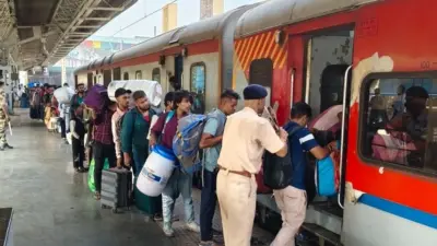 SCR Special Trains : ప్రయాణికులకు శుభవార్త... చర్లపల్లి - తిరుచానూరు మధ్య ప్రత్యేక రైళ్లు! హాల్టింగ్ లిస్ట్