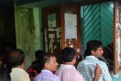 ট্রাইব্যুনাল ও সিএএতে আবেদন হিন্দু 'শরণার্থী'র! ভোটার তালিকায় নাম না থাকায় বন্ধ রেশন