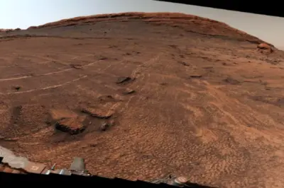 NASA Mars Rover: Curiosity Discovers Vast Sea of Mysterious Honeycomb Polygons Across Martian Valley