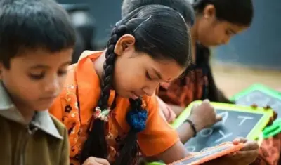 ఎన్ఎంఎంఎస్ దరఖాస్తుకు మరికొన్ని గంటలే ఛాన్స్