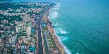 ఫాస్ట్ గ్రోయింగ్ సిటీల్లో విశాఖ టాప్.. !