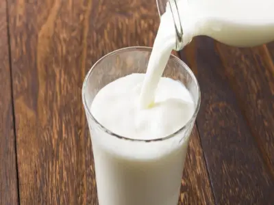 Milk Prices: त्योहारों से पहले महंगाई का झटका, 9 रुपये लीटर तक बढ़े दूध के दाम
