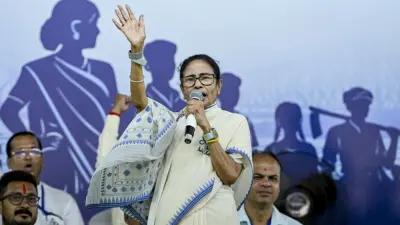 'Like picking lice': Mamata slams EC for targeting Muslims, Hindu Matuas in SIR purge