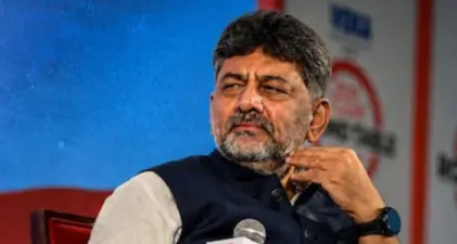 'എനിക്ക് ഇപ്പോഴും 50 രൂപയുടെ ഹെയര്‍കട്ടാണ് ഇഷ്ടം': DK ശിവകുമാറിനെതിരെ BJP | DK Shivakumar