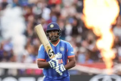 'वर्ल्ड कप के बाद उसने कुछ भी खास नहीं किया है' इंग्लैंड के खिलाफ दूसरे टी20 में पूर्व भारतीय ने की संजू सैमसन को बाहर करने की मांग