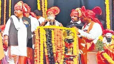 అర్చకుల గౌరవ భృతి 25 వేలివ్వాలి