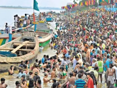 గోదావరి పుష్కరాలకు మరో రూ.100 కోట్లు మంజూరు చేసిన పవన్ కళ్యాణ్