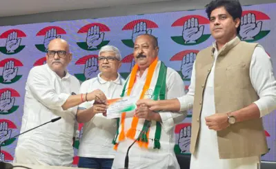 କଂଗ୍ରେସରେ ଯୋଗଦେଲେ ଆସୀମ ୱକାର: AIMIM ବିରୋଧରେ ଆଣିଲେ ଗୁରୁତର ଅଭିଯୋଗ