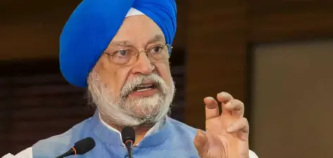 രാജ്യത്തെ ഇന്ധന വില ഉടന് കുറയ്ക്കില്ല; വിചിത്ര ന്യായീകരണവുമായി കേന്ദ്ര പെട്രോളിയം മന്ത്രി