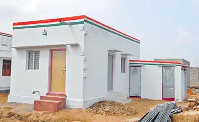 ఇందిరమ్మ ఇళ్ల గడువు మరో నాలుగు రోజులే
