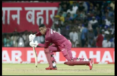 हेटमायर-रदरफोर्डची तुफानी फटकेबाजी