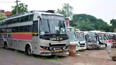 ఏపీ సర్కార్ దెబ్బకు దిగొస్తున్న ప్రైవేటు ట్రావెల్ యాజమాన్యాలు