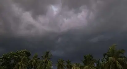 Heatwave Subsides In Odisha As Intense Thunderstorms Bring Heavy Rain; Further Dip In Temp Likely