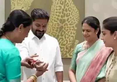 రాఖీ రాజీ కుదిర్చేసినట్లేనా?