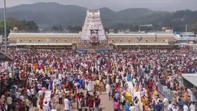 తిరుమలలో భక్తుల భారీ రద్దీ.. సర్వదర్శనానికి 24 గంటల సమయం!