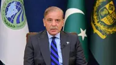 Pakistan is already suffering from inflation, now this country has asked it to repay the $2 billion debt. What are the options now?