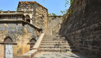 10 Famous Forts To Explore In Gujarat