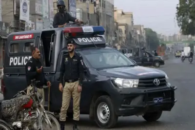 पाकिस्तानमध्ये रक्तरंजित; पाच ठार, नवविवाहित जोडप्याची हत्या