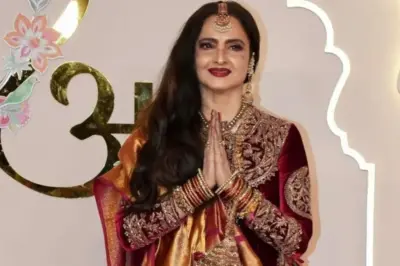 मेलबर्न में तिरंगा फहराएंगी रेखा, 'उमराव जान' की विशेष स्क्रीनिंग से होगा सम्मान
