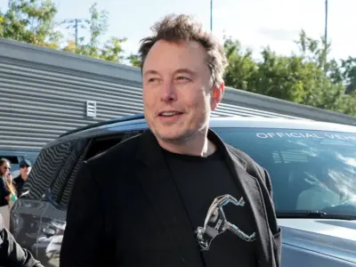 Free Internet Scam: Elon Musk Looting Public?
