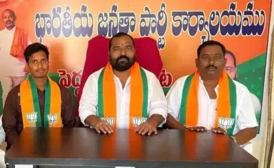 ఫీజు రీయింబర్స్మెంట్ బకాయిలు విడుదల చేయాలి: కోణం విఠల్