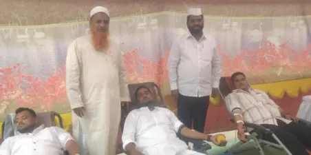एच.एम. सामाजिक संघटनेच्यावतीने पैगंबर जयंतीनिमित्त रक्तदान शिबिर