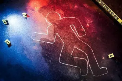 तेलंगाना में खौफनाक वारदात: प्रेमी के साथ मिलकर पत्नी ने बीमार पति को लगाया 'टॉयलेट क्लीनर' का इंजेक्शन, दर्दनाक मौत