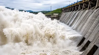 Hirakud Floodwater Release: ହୀରାକୁଦ ଜଳଭଣ୍ଡାରରୁ ବନ୍ୟାଜଳ ନିଷ୍କାସନ, ବୃଦ୍ଧି ପାଇବ ମହାନଦୀ ଜଳସ୍ତର