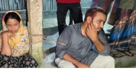 বাড়িতে রয়েছে ৪ স্ত্রী ও তাদের এক ডজন ছেলেমেয়ে ; পরস্ত্রীর সঙ্গে জামাত ইসলামি নেতাকে অপ্রীতিকর অবস্থায় ধরে খুঁটির সঙ্গে বেঁধে রাখলো গ্রামবাসী