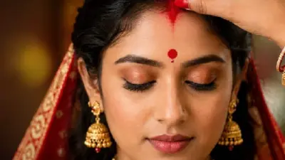 Red Kumkum : నుదుటిపై ఎర్రటి కుంకుమ ఎందుకు ధరిస్తారు?