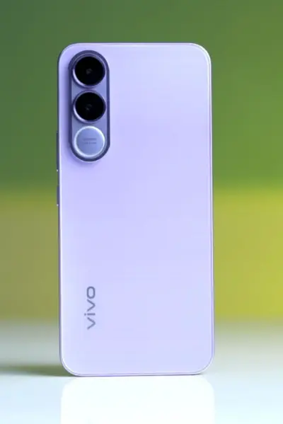Vivo V70 FE Review: Style That Goes the Distance