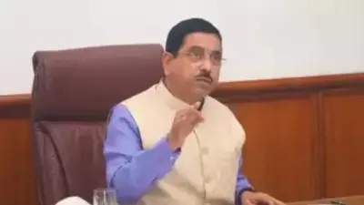 పార్లమెంట్ సమావేశాలపై రాహుల్ గాంధీ వైఖరిని తప్పుబట్టిన ప్రహ్లాద్ జోషి