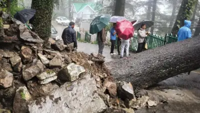 বর্ষার তাণ্ডবে হিমাচল, ৬৪ দিনে মৃত ২৫৯, বিচ্ছিন্ন ১৫০টি রাস্তা, ক্ষতির পরিমাণ ছাড়িয়েছে ১২০০ কোটি টাকা