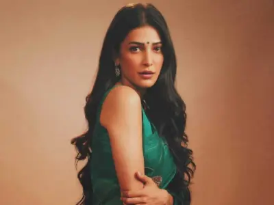 Shruti Haasan Breaks Away From Black