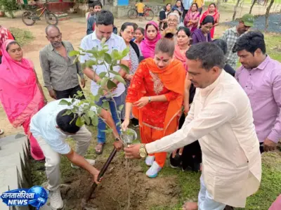 खट्टीडीह कांपा में महिला सशक्तिकरण से स्वावलंबन कार्यक्रम का भव्य आयोजन