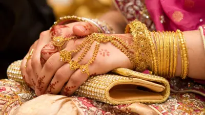 Gold Price Rate: বুধবারে কমে গেল সোনার দামে, দেখে নিন আজ কোন শহরে সোনার রেট কত