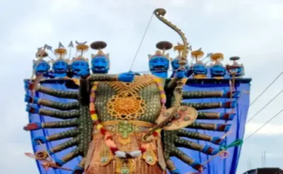 ବର୍ଷା ପବନ ମାଡ଼ରେ ଉଡିଗଲା ଦଶାନନ ରାବଣ ମୁଣ୍ଡ