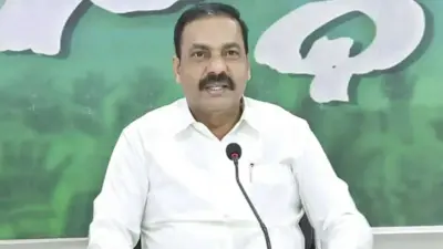 AP: కాకాణి గోవర్ధన్ రెడ్డికి నోటీసులు జారీ చేసిన పోలీసులు