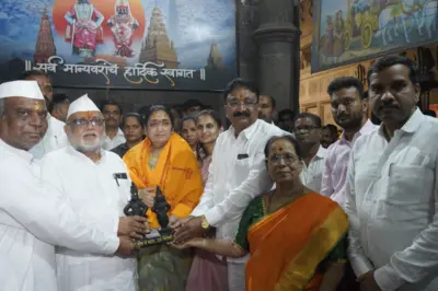 उपमुख्यमंत्री सुनेत्रा पवार यांनी घेतले श्री विठ्ठल - रुक्मिणी मातेचे दर्शन