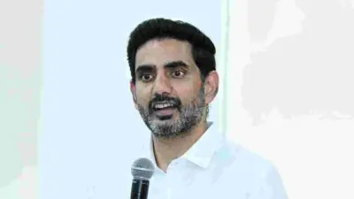 బళ్లారి చేరుకున్న మంత్రి లోకేశ్.. పలు ప్రాజెక్ట్లకు శంకుస్థాపన