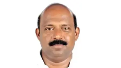കോണ്ഗ്രസില് ഏക ഛത്രാധിപതി ഇല്ല: മന്ത്രി ലിജു